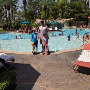 Meet your Posher, Shawn